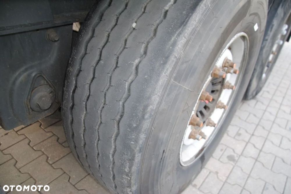 Wielton Podnoszona oś, SAF - 17