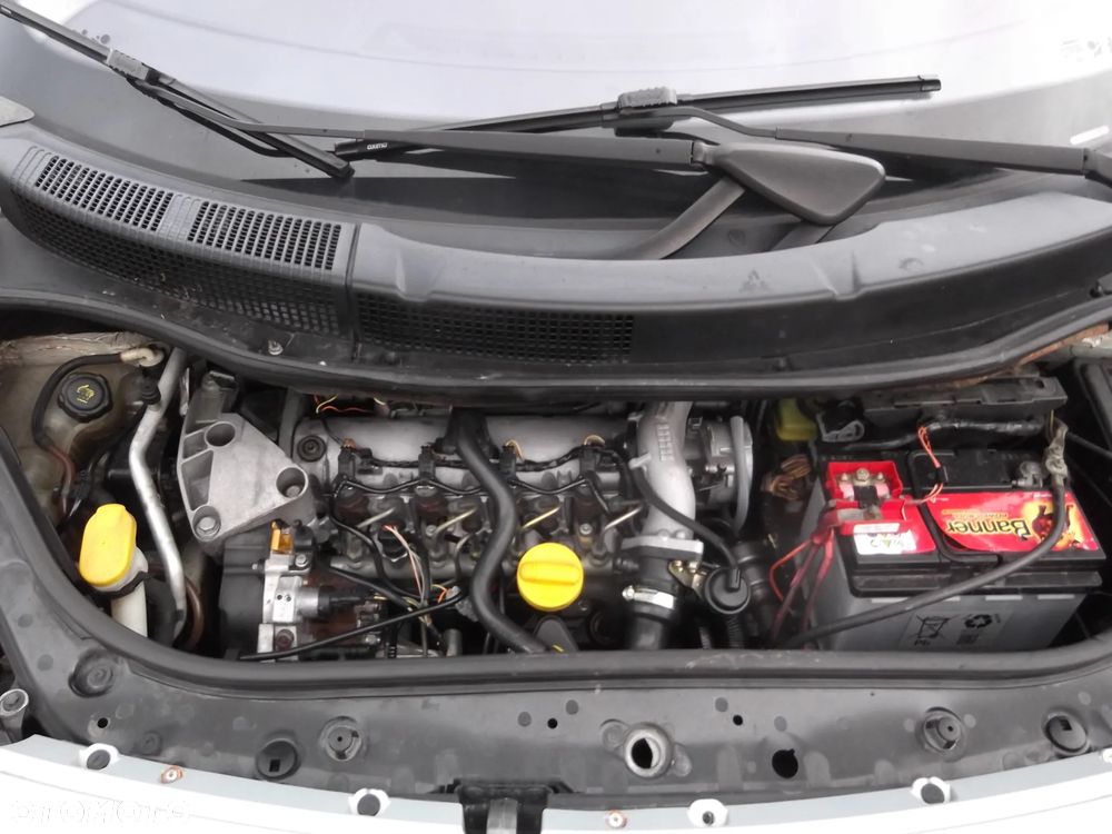 Renault Scenic - 13