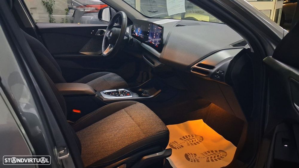 BMW 116 Standard - 24