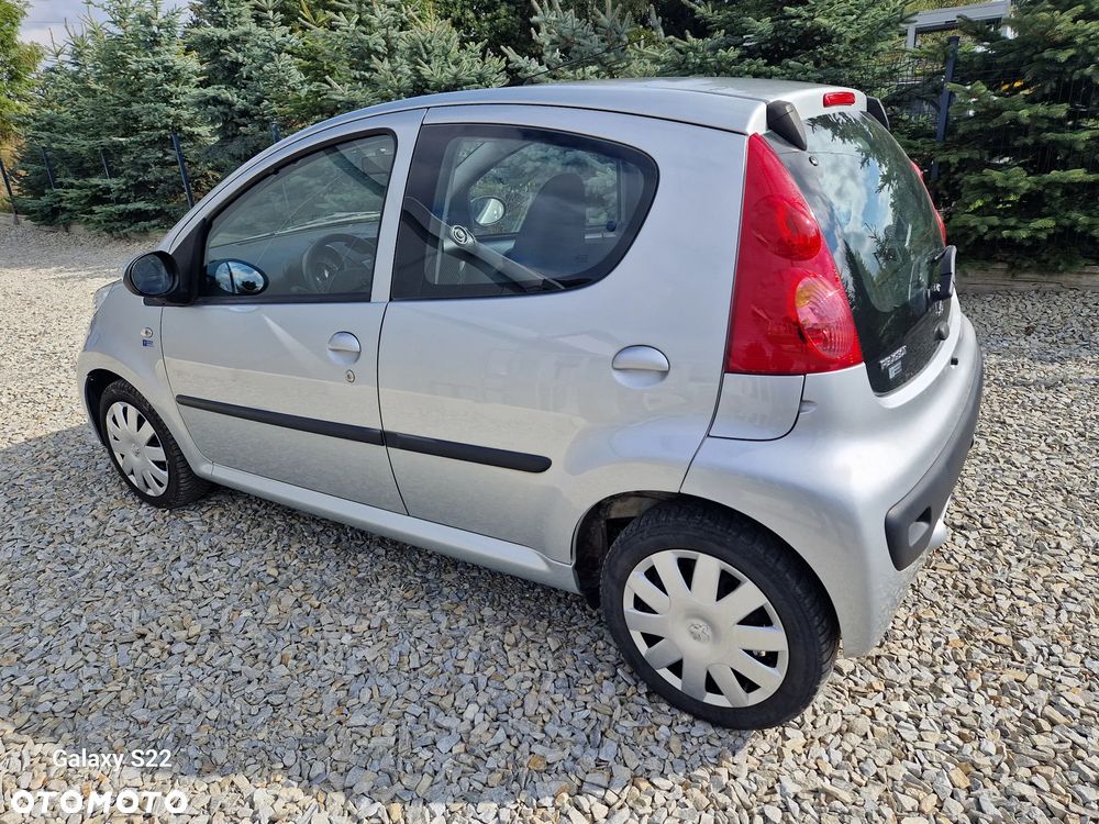 Peugeot 107 - 10