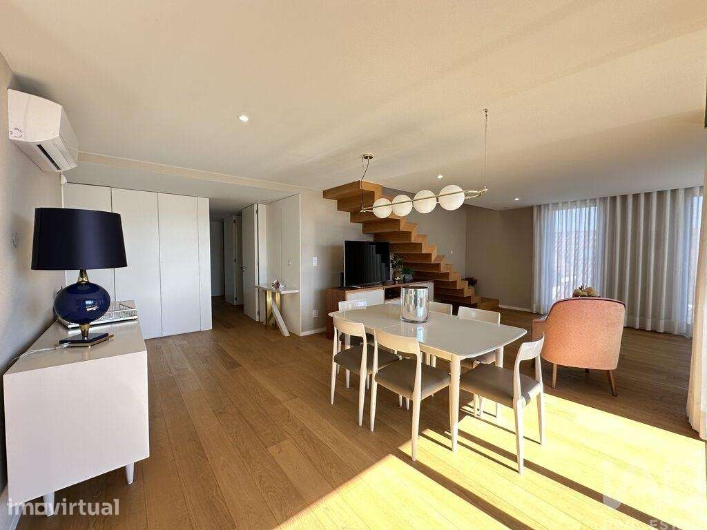 Apartamento T2 em Viana do Castelo e Meadela de 108 m2 - Grande imagem: 4/34