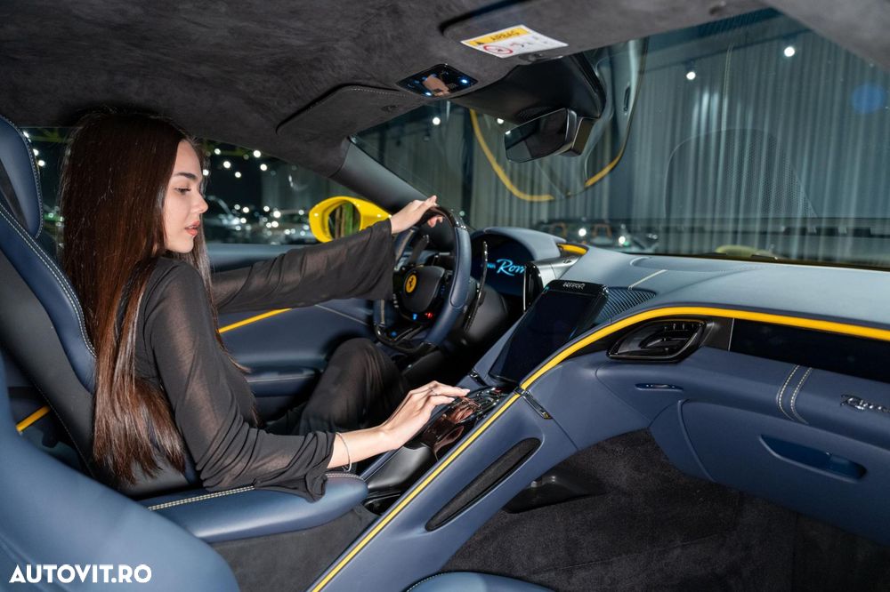 Ferrari Roma - 16