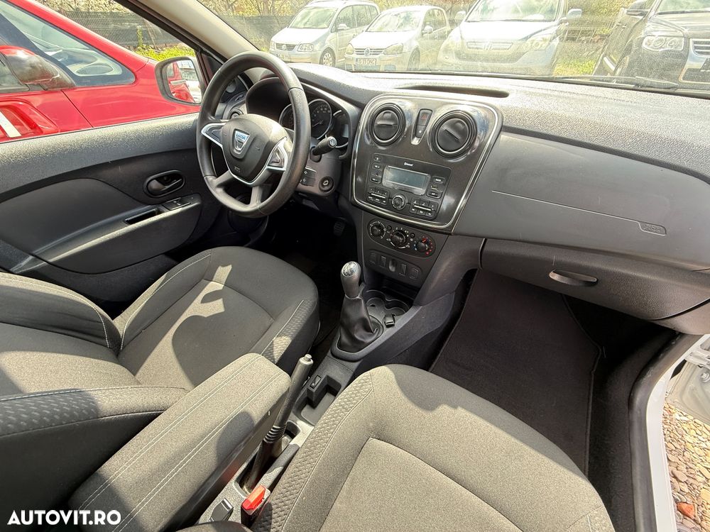 Dacia Logan SCe 75 Ambiance - 11