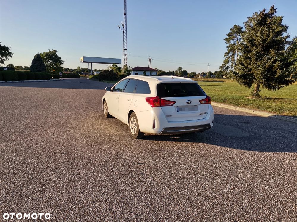 Toyota Auris - 37