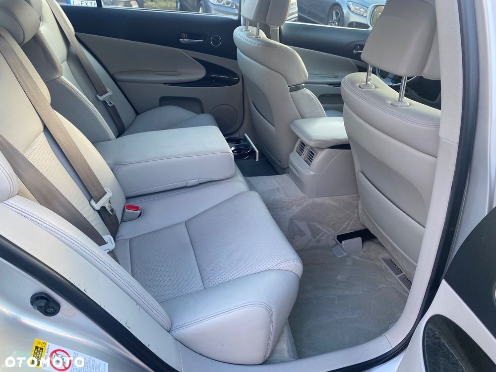 Lexus GS 300 Luxury Line - 32