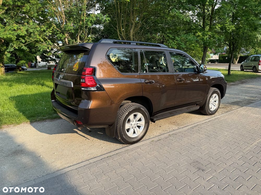Toyota Land Cruiser LC 2.8 D-4D Prado - 9