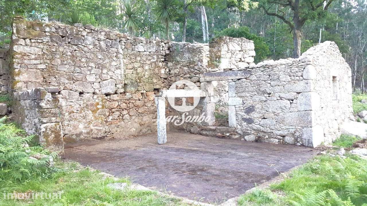 Moradia para restauro em Barcelos - Grande imagem: 4/26