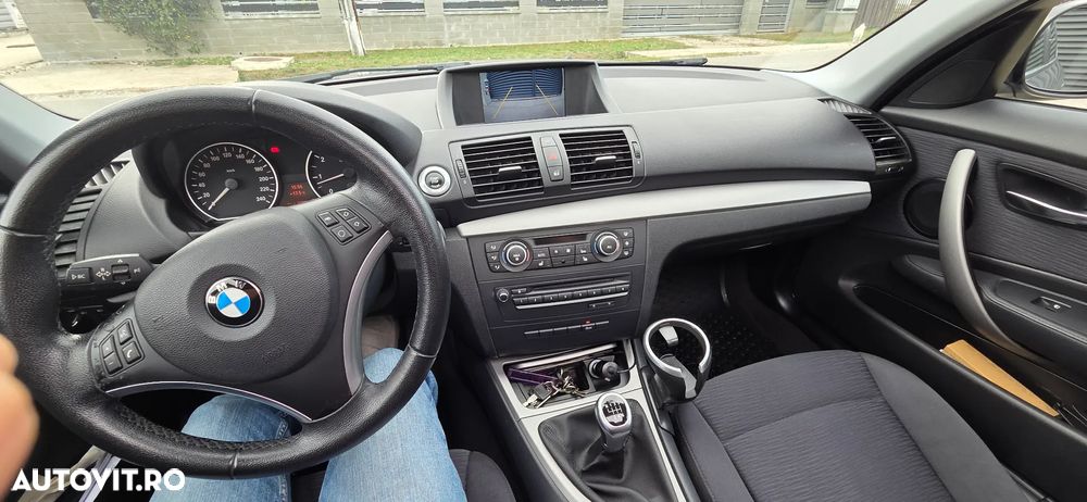 BMW Seria 1 116i - 6