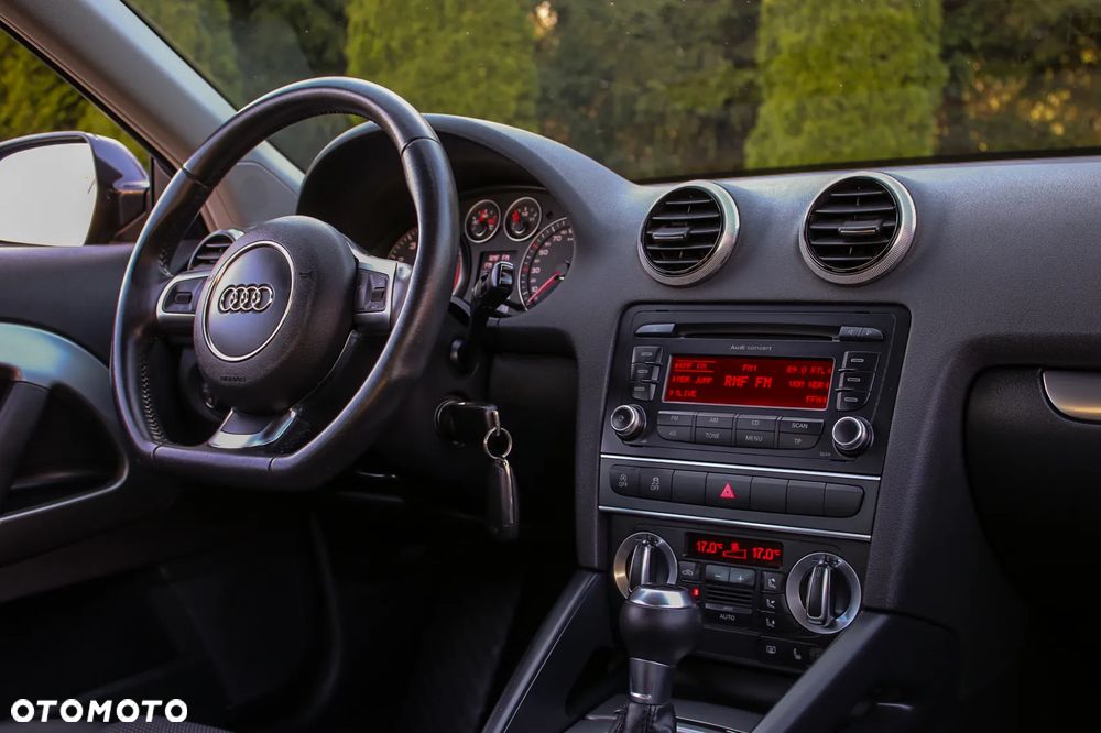 Audi A3 3-drzwiowe 1.4 TFSI S tronic S line Sportpaket - 34