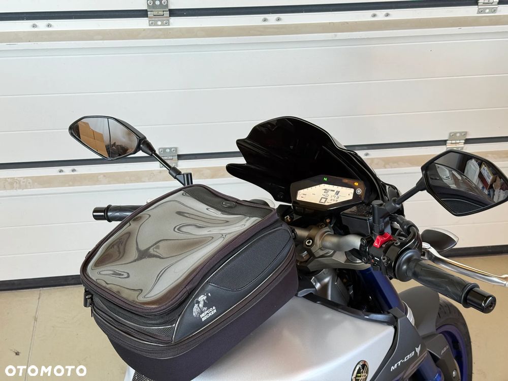 Yamaha MT - 30