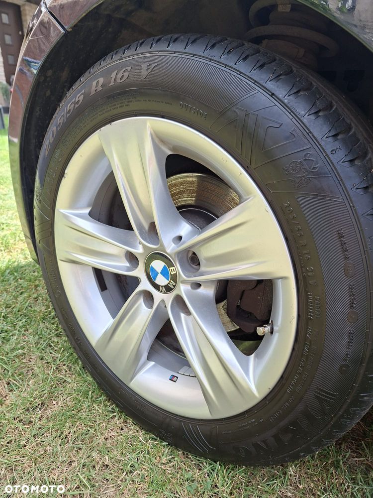 BMW Seria 1 - 18