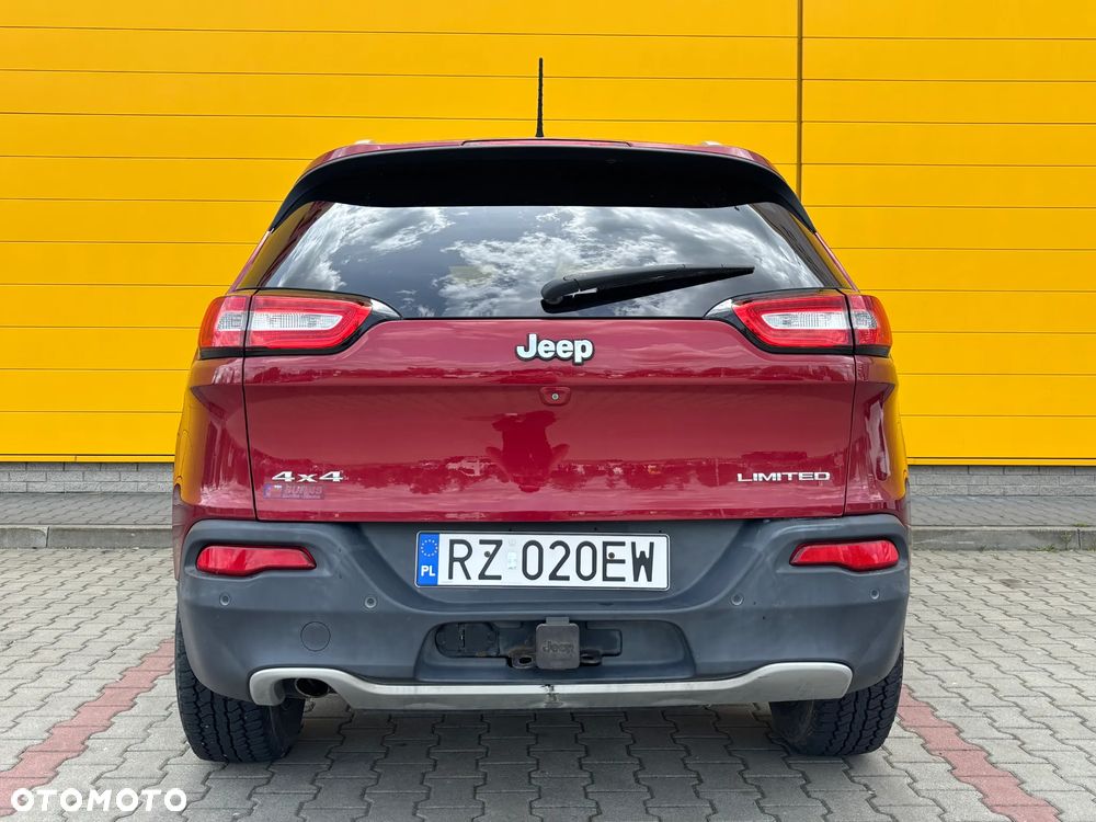 Jeep Cherokee - 7