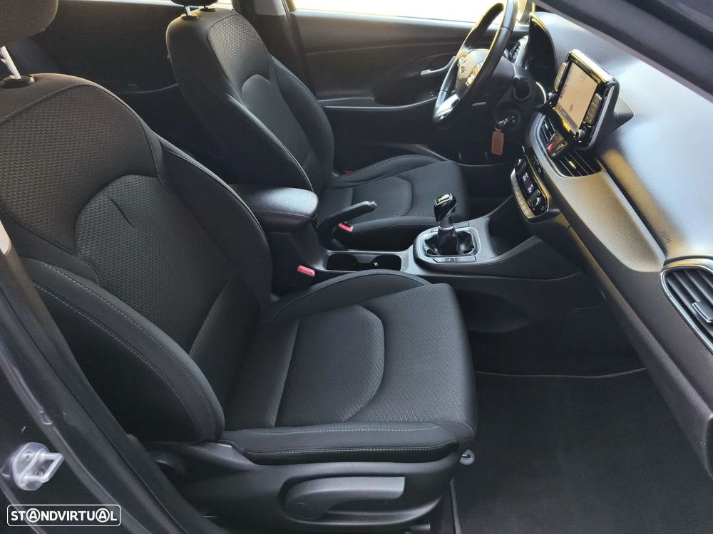 Hyundai i30 SW 1.0 T-GDi Style+Navi - 17