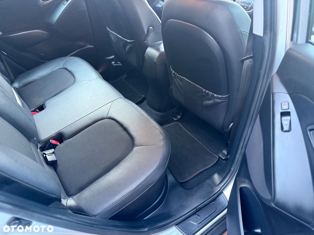 Hyundai ix35 - 11