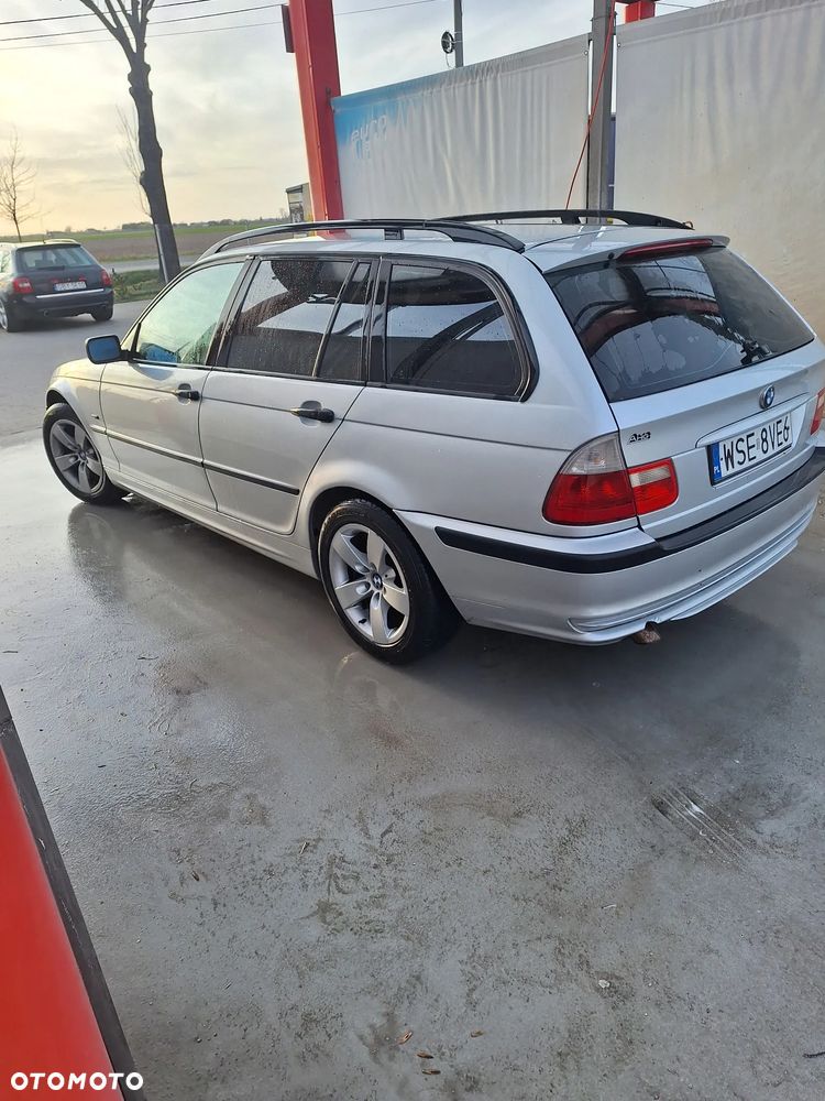 BMW Seria 3 318i - 2