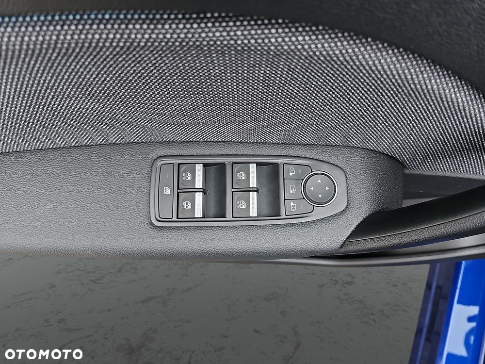 Renault Symbioz - 12