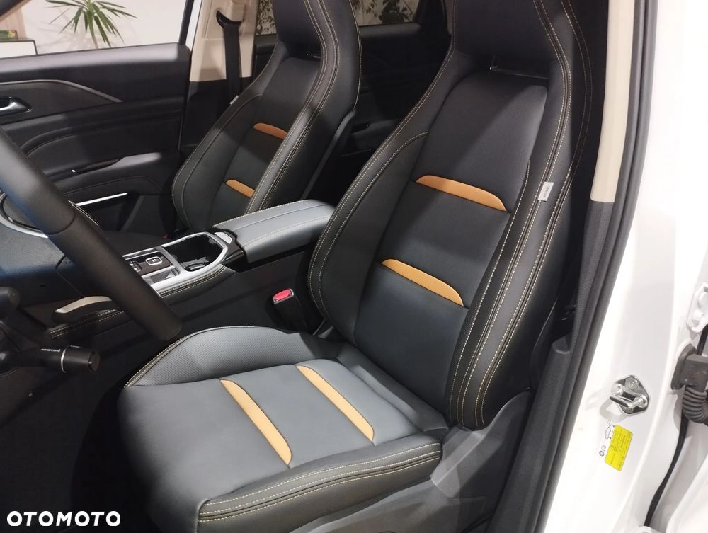 Bestune T77 1.5T Business DCT - 10