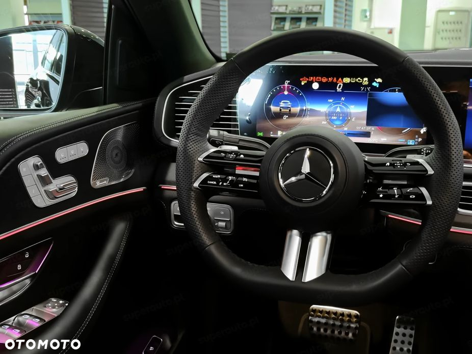 Mercedes-Benz GLE - 11