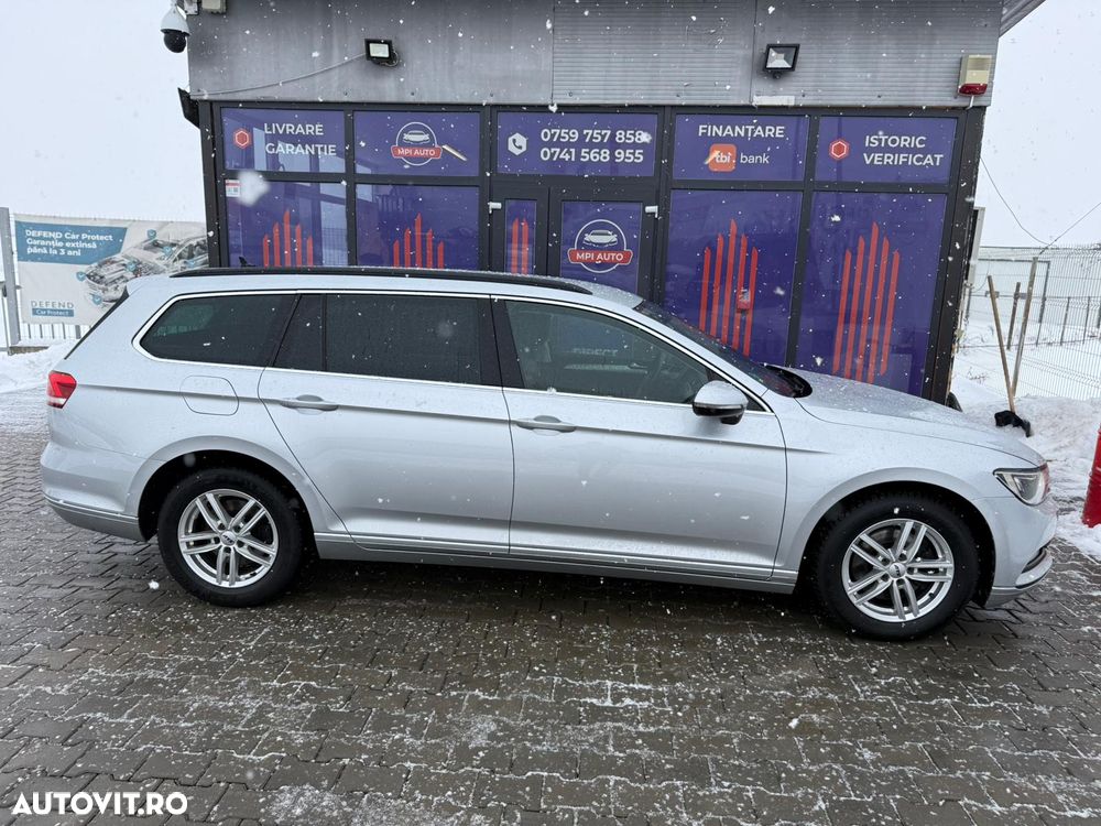 Volkswagen Passat 2.0 TDI (BlueMotion Technology) Highline - 9