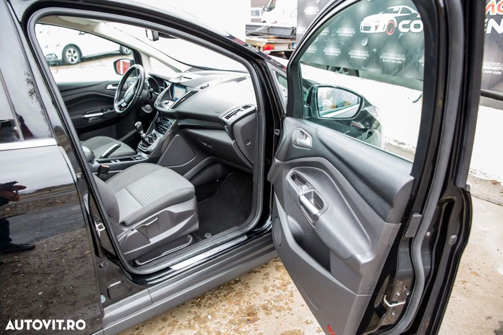 Ford C-Max 2.0 TDCi Titanium - 16