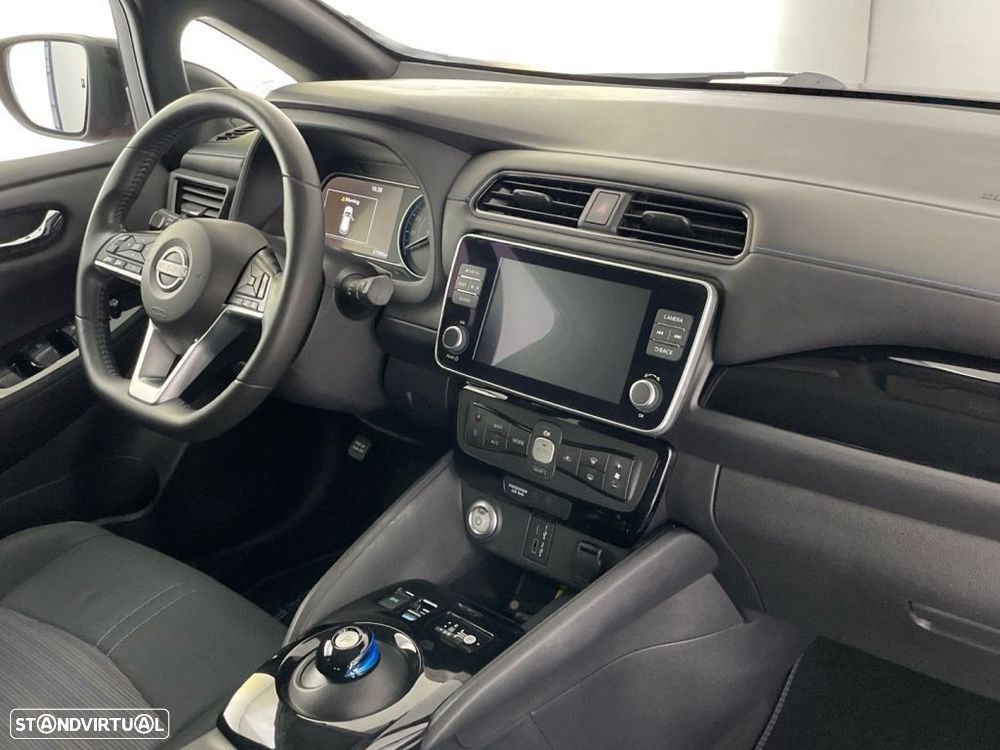 Nissan Leaf N-Connecta - 22
