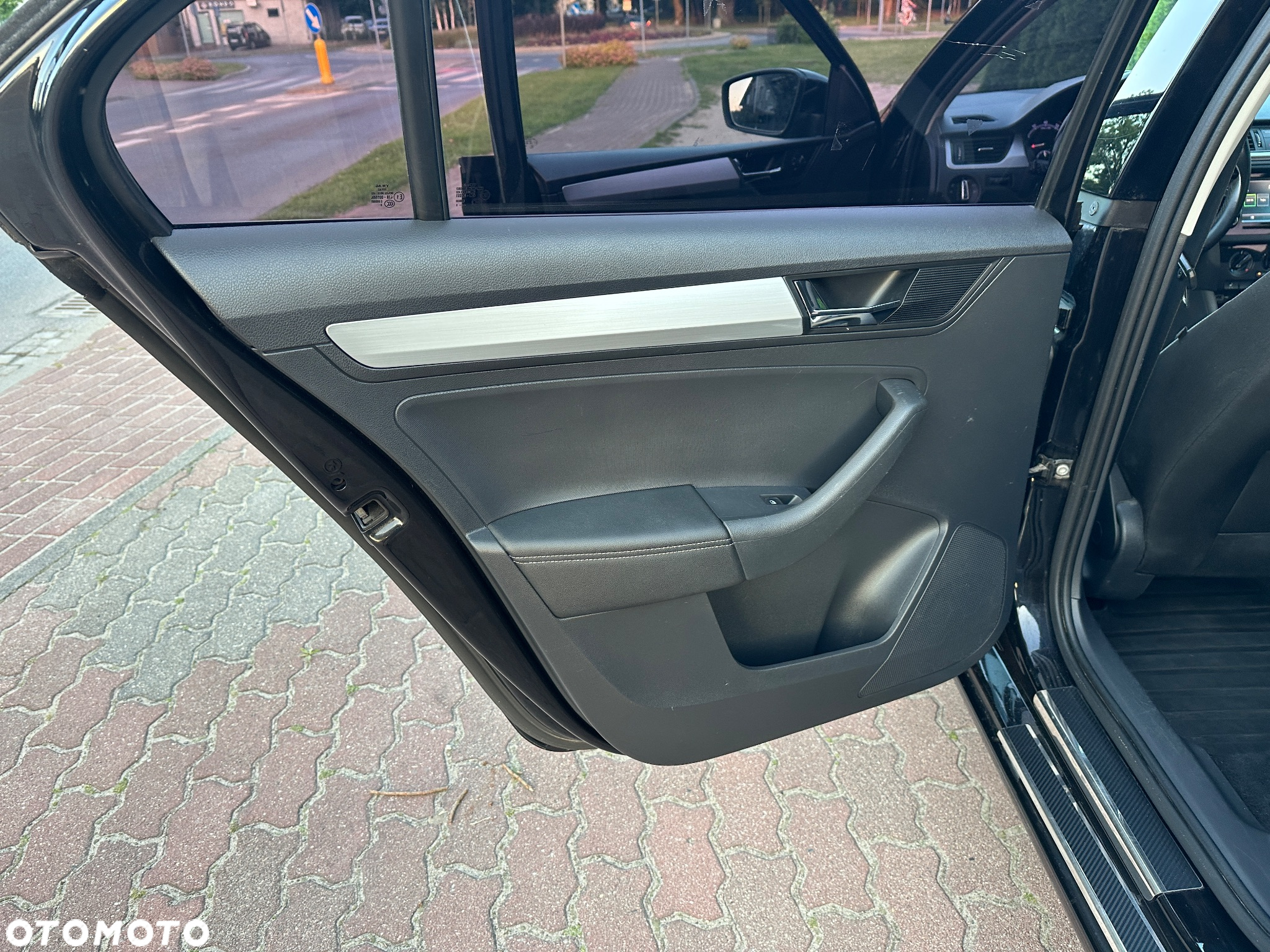 Skoda RAPID 1.0 TSI Drive - 15