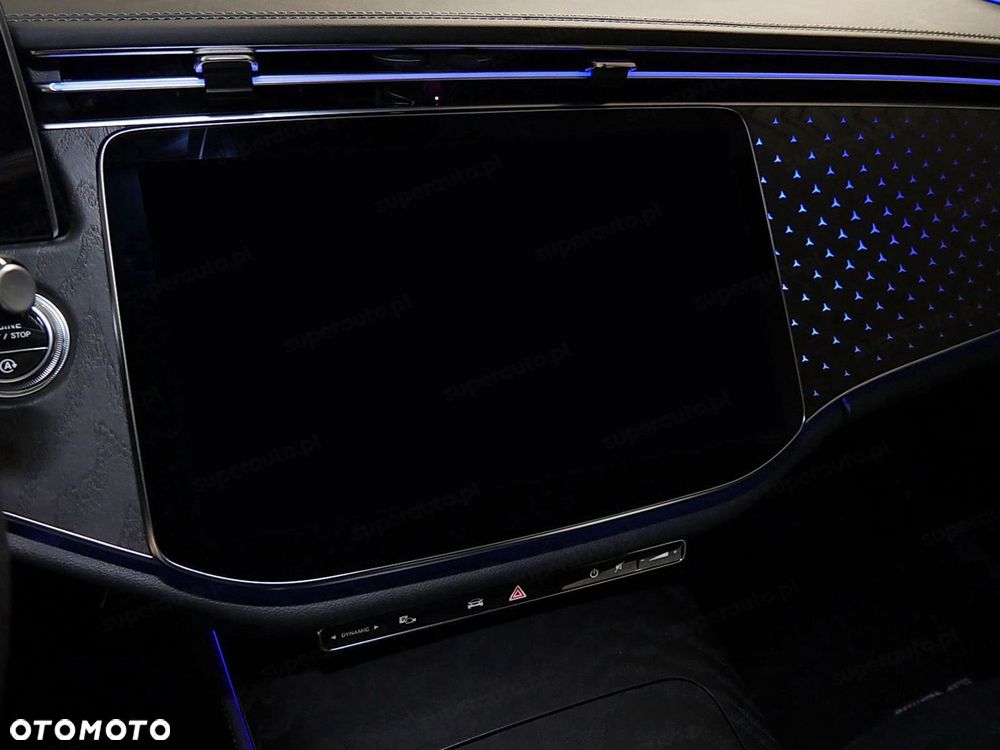 Mercedes-Benz Klasa E 220 d mHEV 4-Matic AMG 9G-Tronic - 15