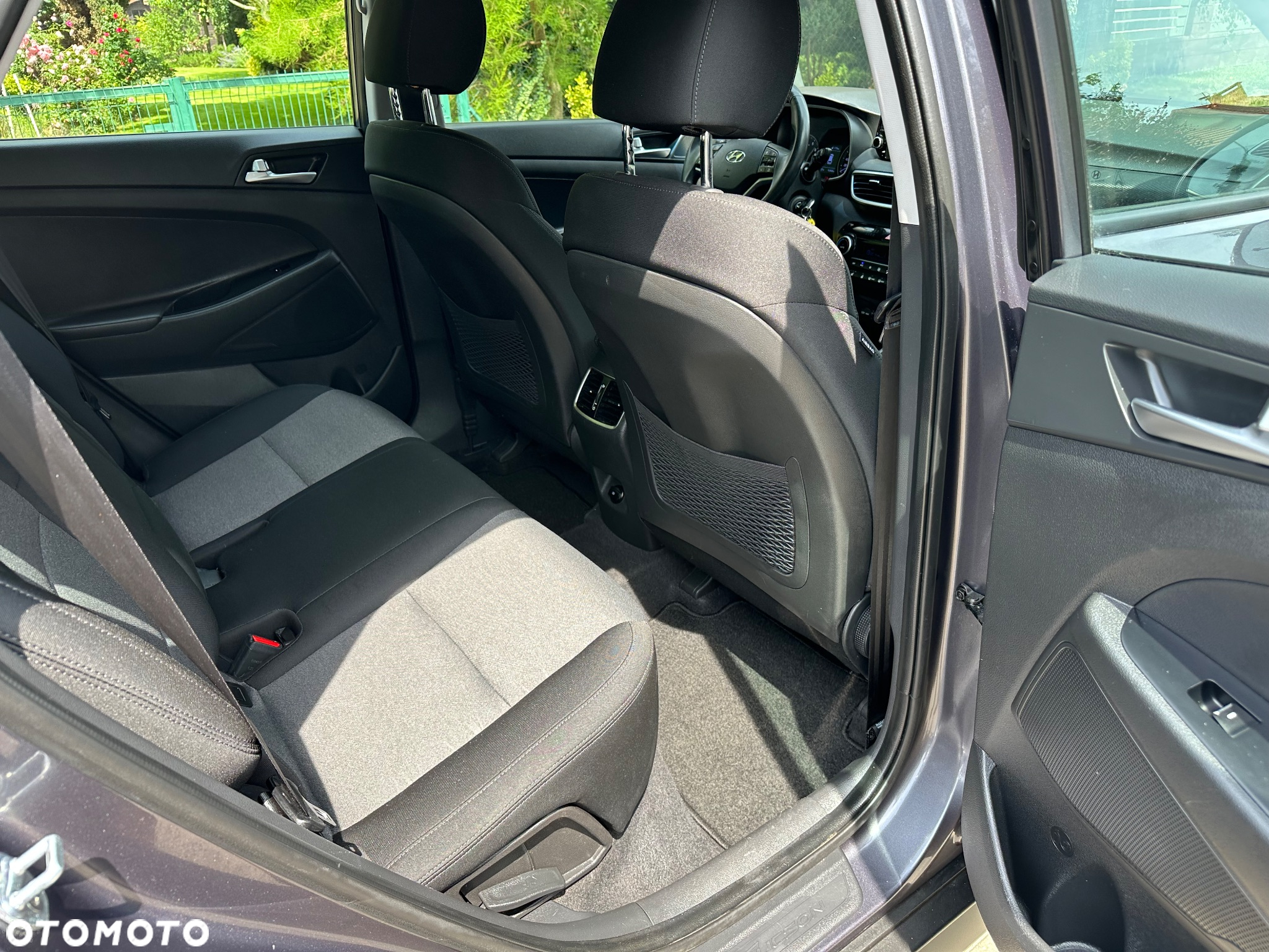 Hyundai Tucson blue 1.6 GDi 2WD Navi - 17