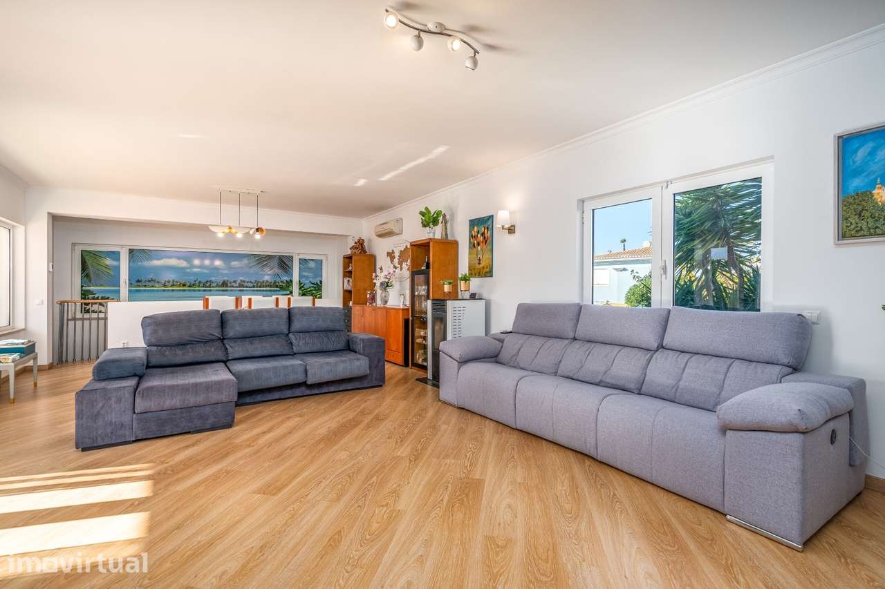 MORADIA COM PISCINA  + APARTAMENTO T1 PARA VENDA EM LAGOS - Grande imagem: 4/51