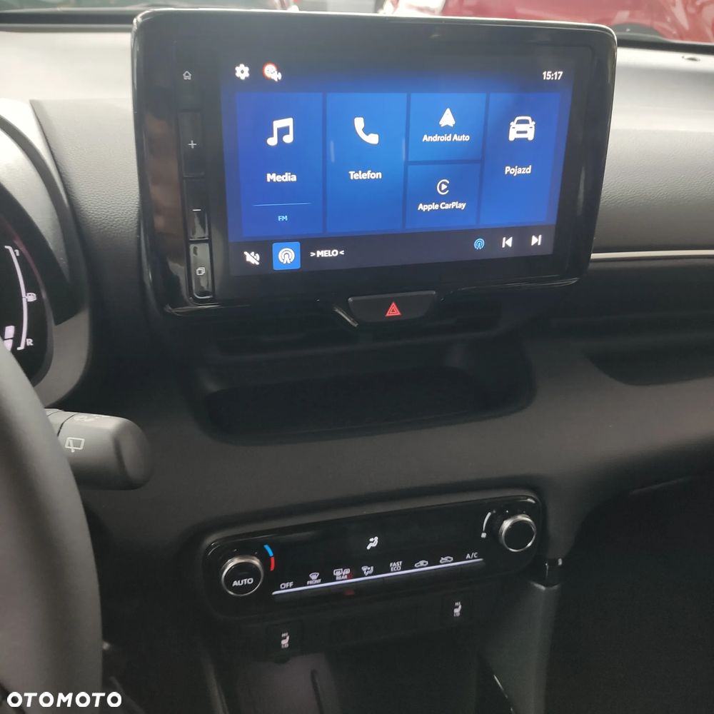 Toyota Yaris Hybrid 1.5 Style - 12