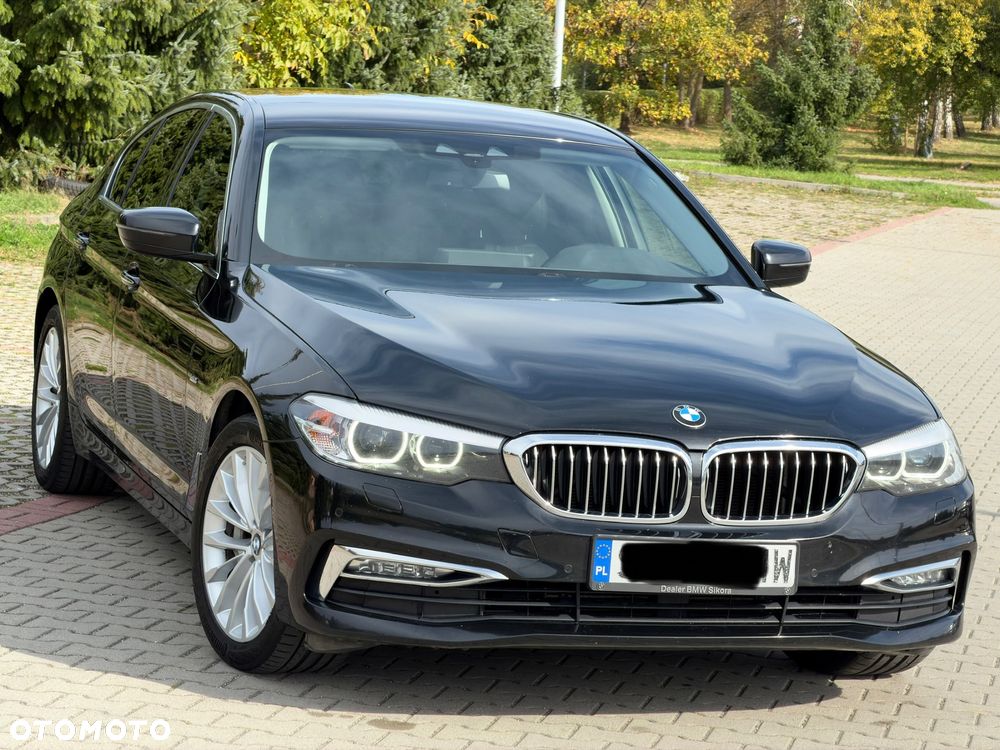 BMW Seria 5 530d xDrive Luxury Line - 3