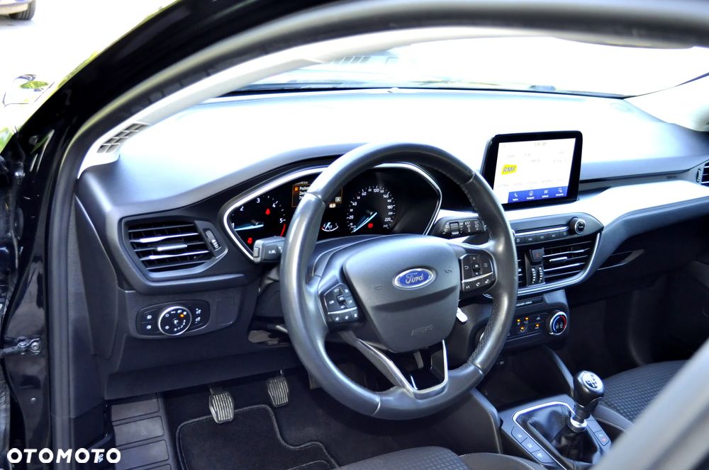 Ford Focus - 27