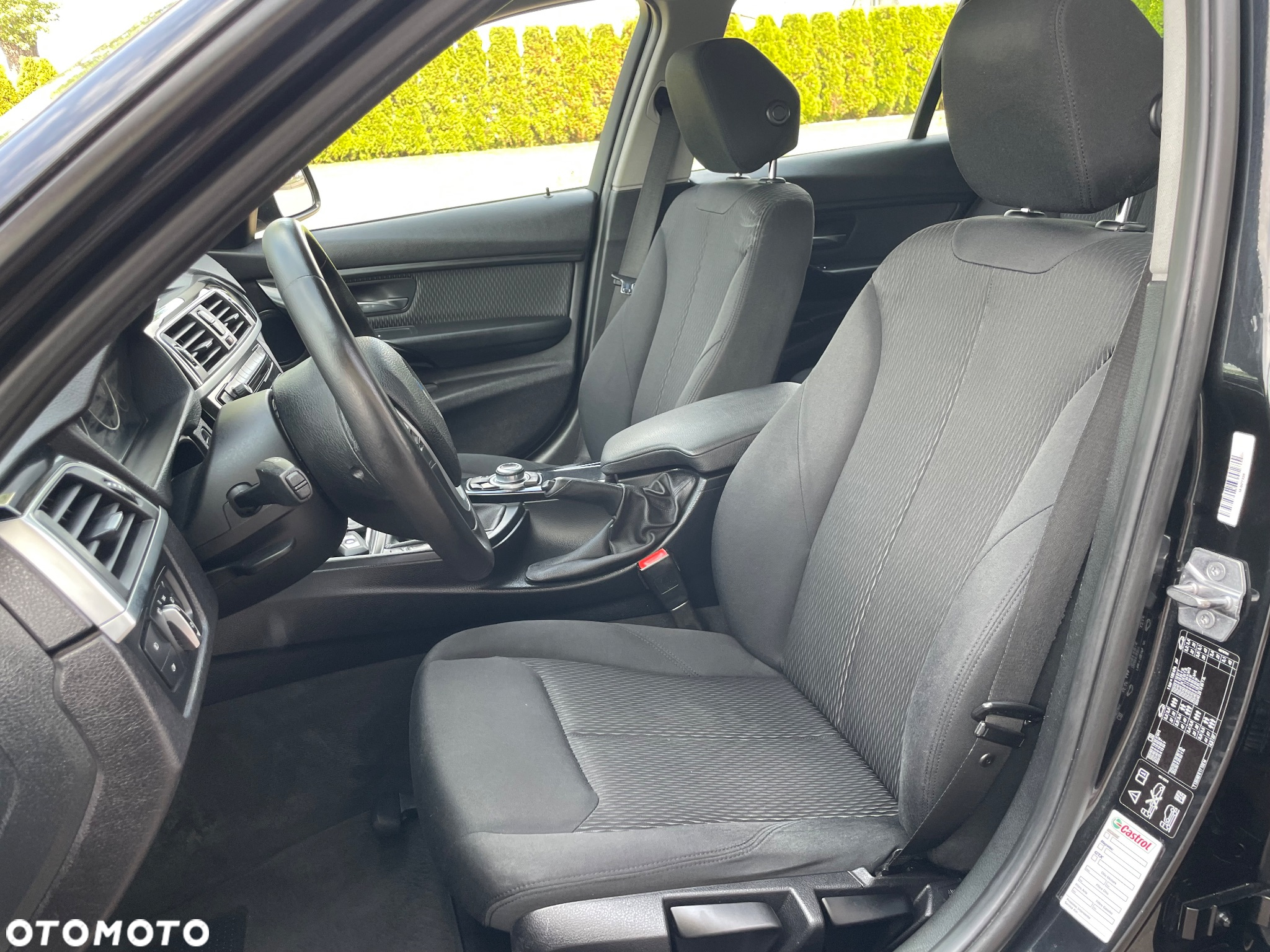 BMW Seria 3 - 37