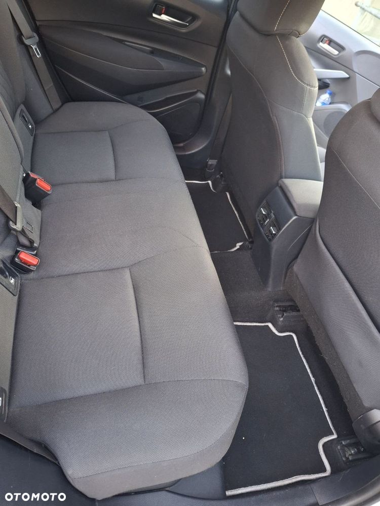 Toyota Corolla - 15