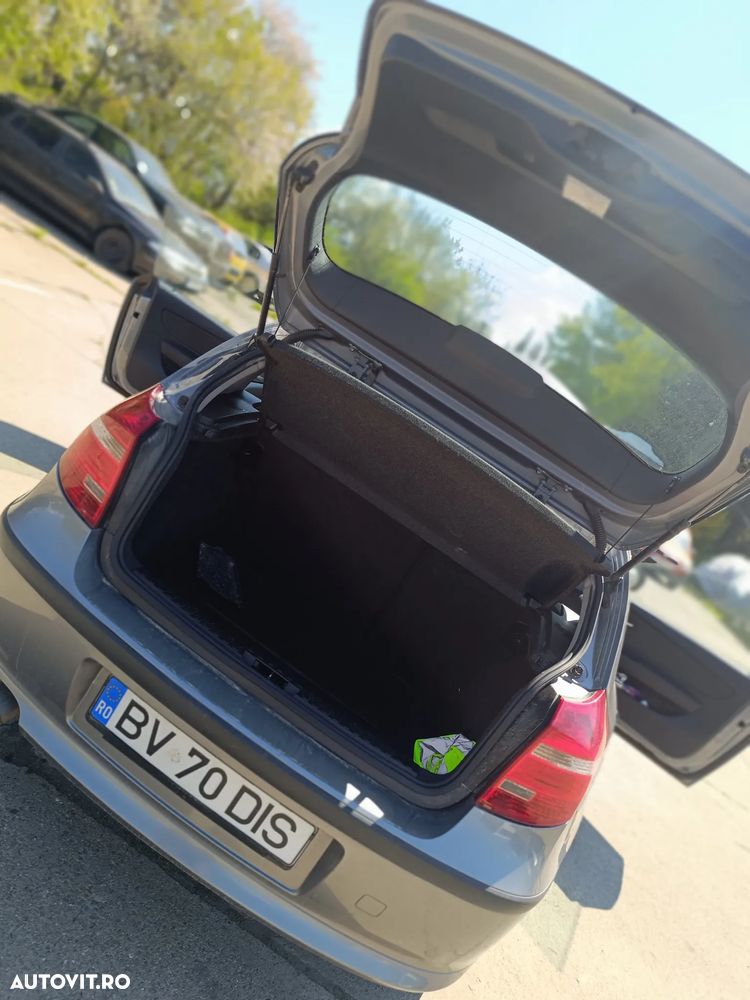 BMW Seria 1 118d - 3
