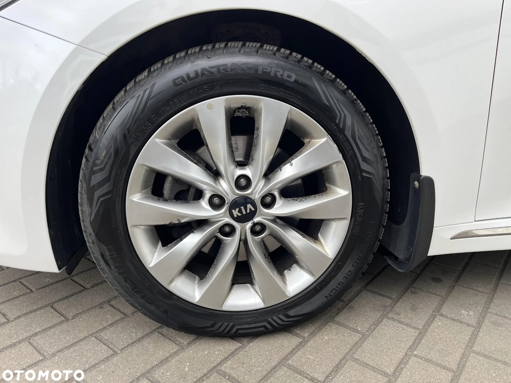 Kia Optima 2.0 L - 18