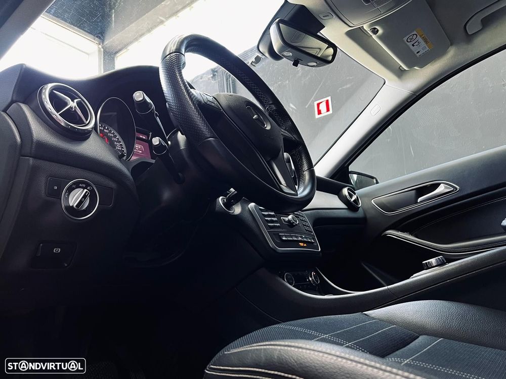 Mercedes-Benz GLA 200 CDI Aut. - 18