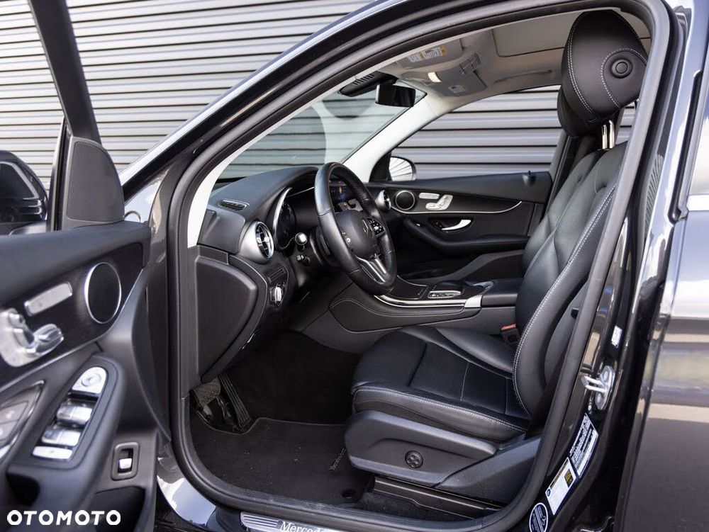 Mercedes-Benz GLC 300 4Matic 9G-TRONIC - 11