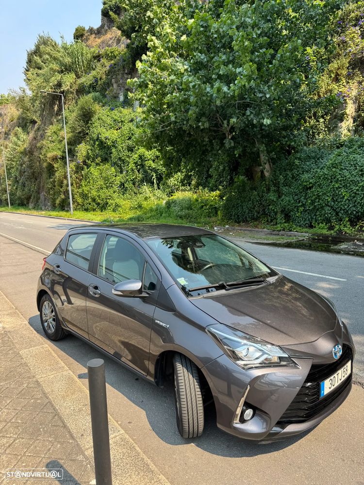 Toyota Yaris 1.5 HSD Comfort+P.Style - 6
