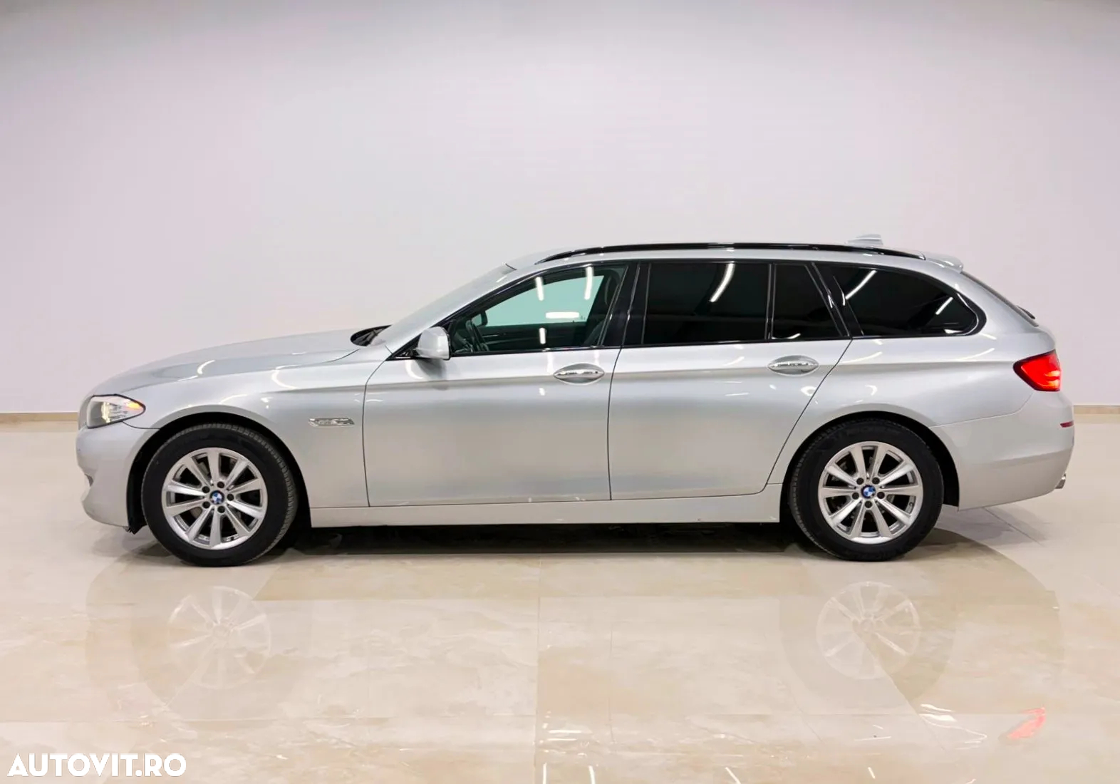 BMW Seria 5 525d xDrive Touring Sport-Aut. Modern Line - 16