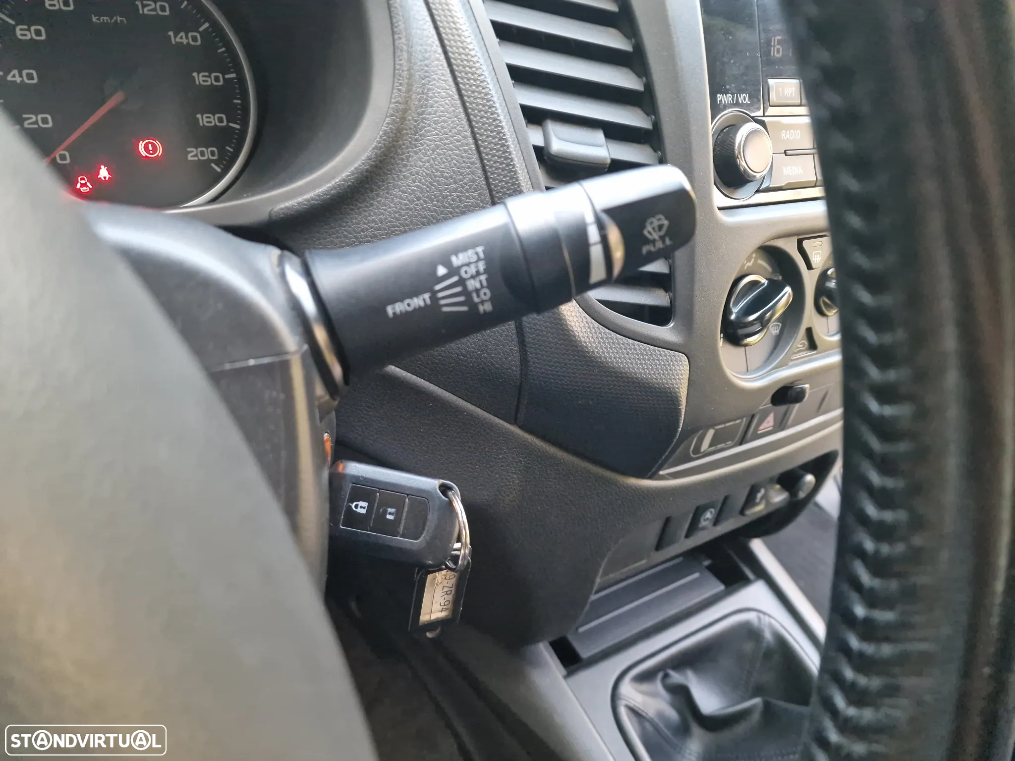 Mitsubishi L200 - 51