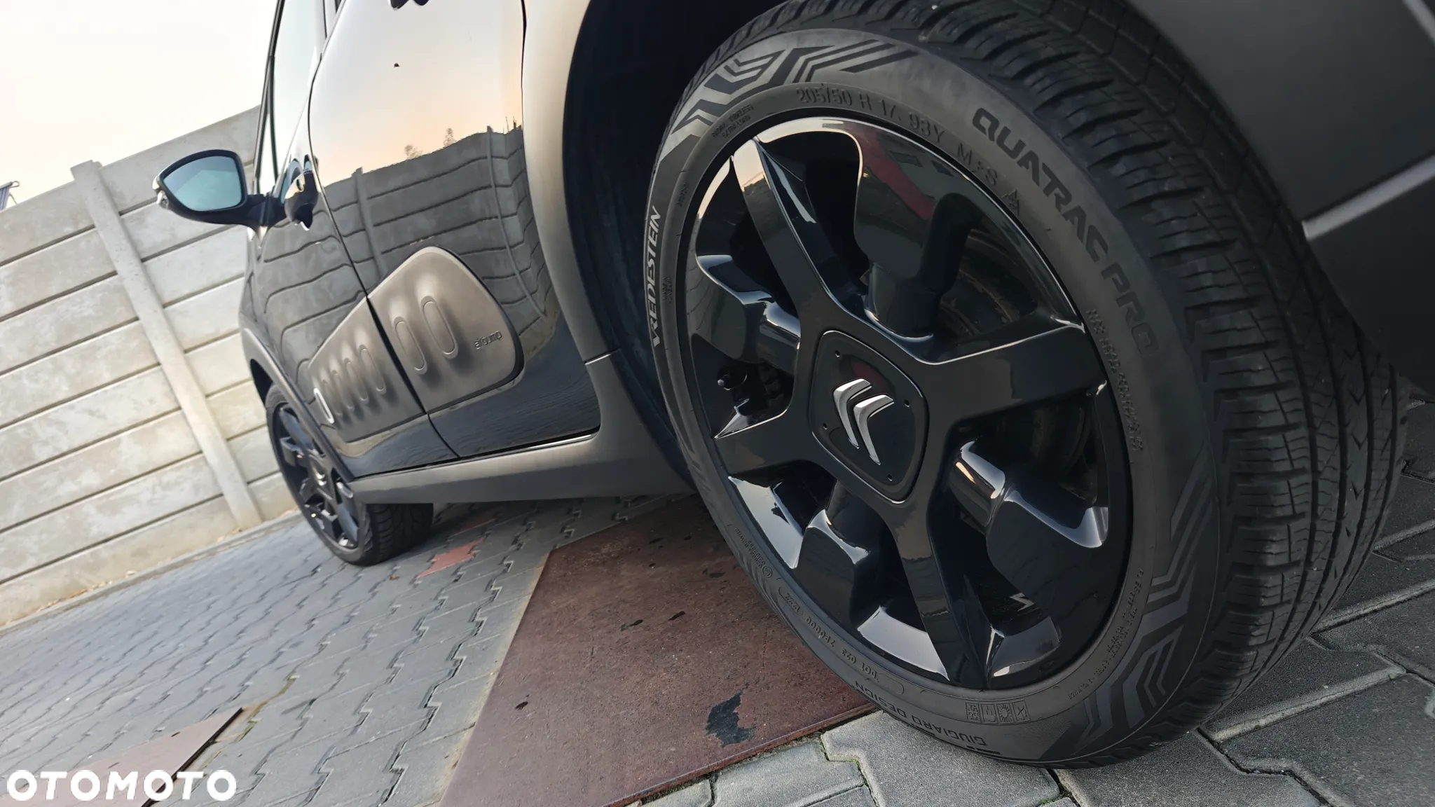Citroën C3 1.2 PureTech GPF Shine - 23