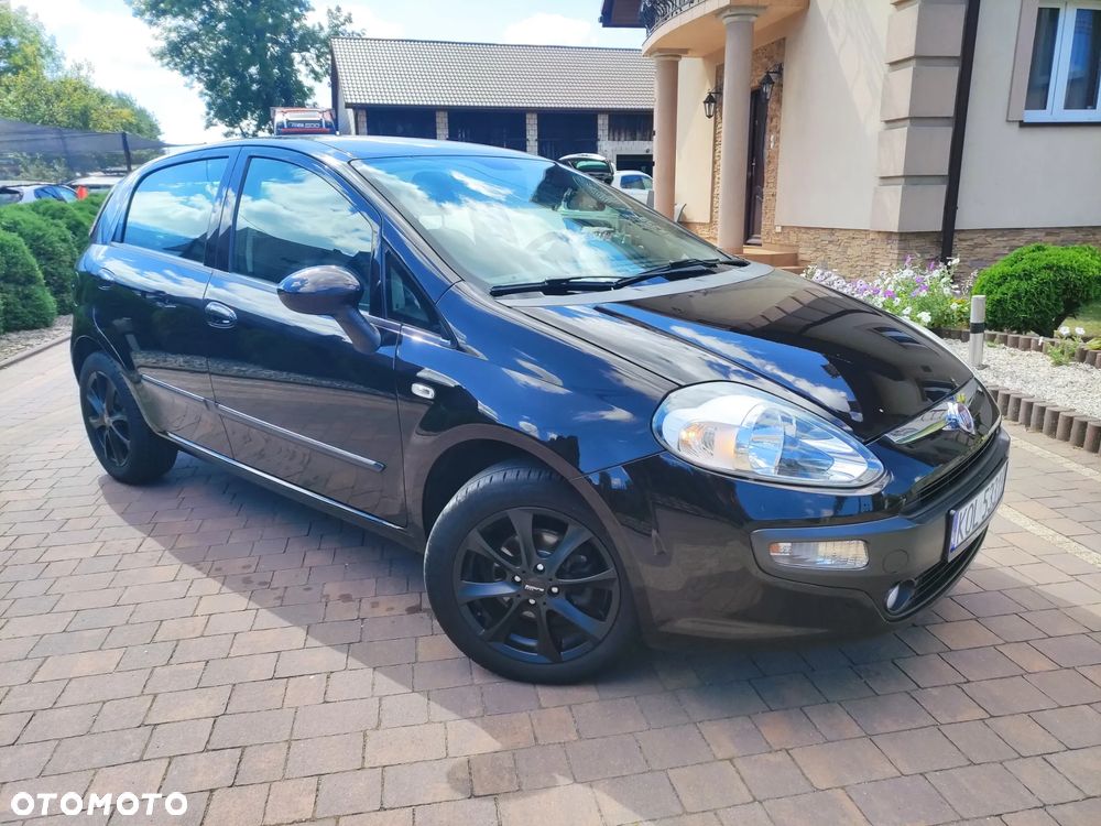 Fiat Punto Evo 1.4 8V Estiva Blue&Me - 24