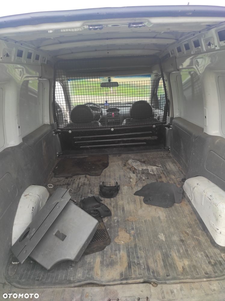 Opel Combo - 8