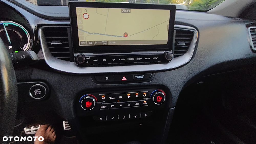 Kia Ceed 1.6 GDI PHEV L Business Line DCT - 19