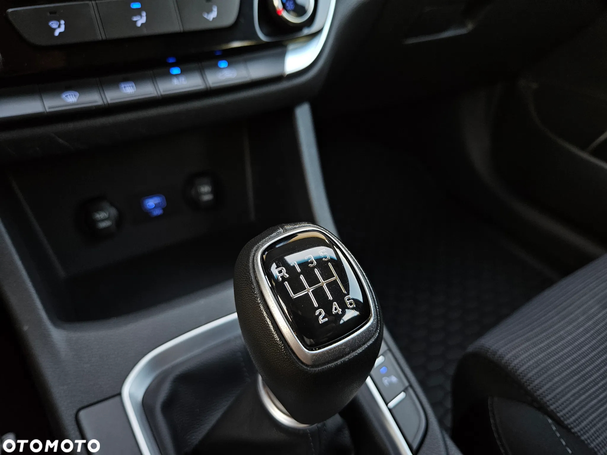 Hyundai i30 1.5 DPI Classic + - 31