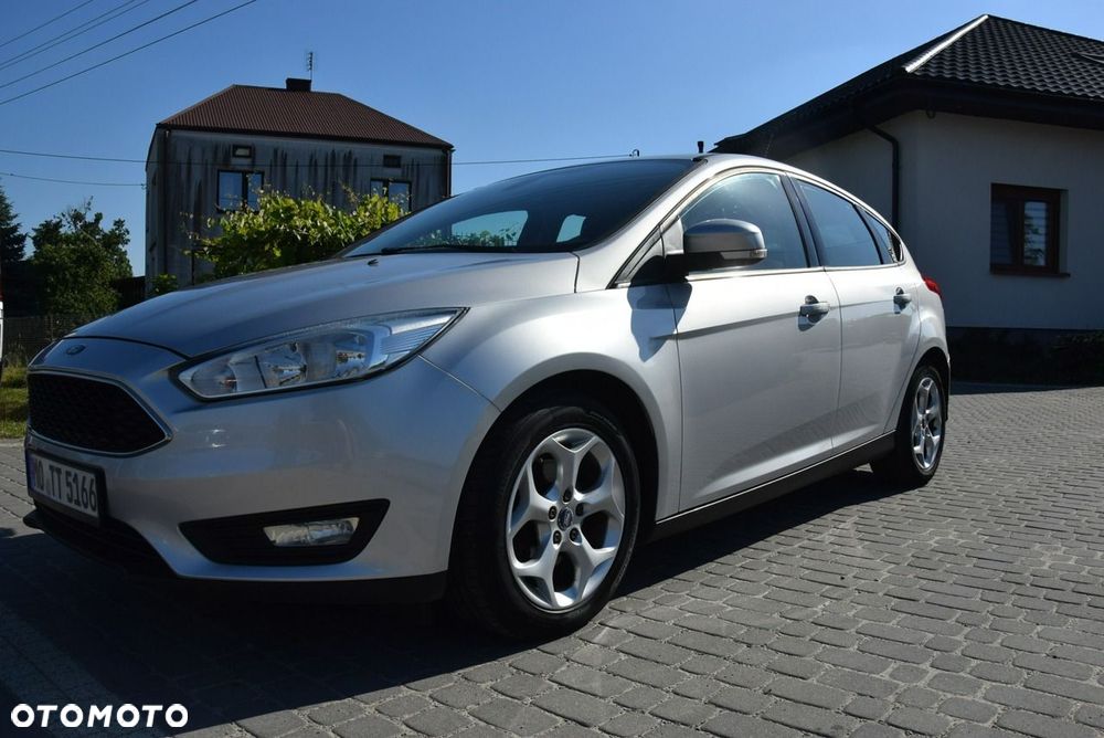 Ford Focus 1.5 EcoBlue STart-Stopp-System TITANIUM - 4
