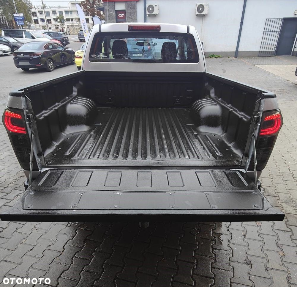 Isuzu D-Max - 7
