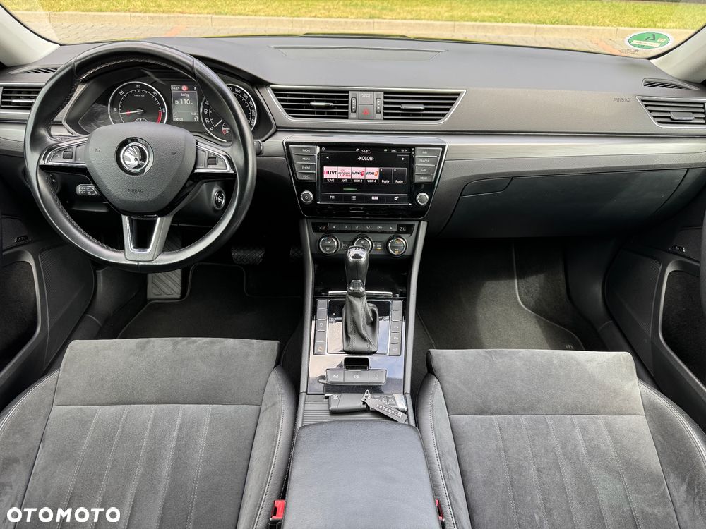 Skoda Superb 2.0 TDI DSG Premium Edition - 29