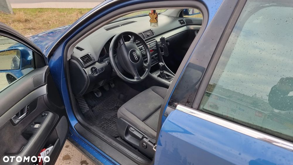 Audi A4 Avant 1.9 TDI - 8